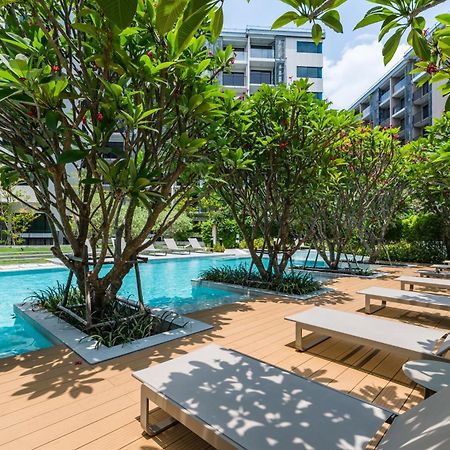 Appartamento Blossom Sathorn By Plearn Bangkok Esterno foto