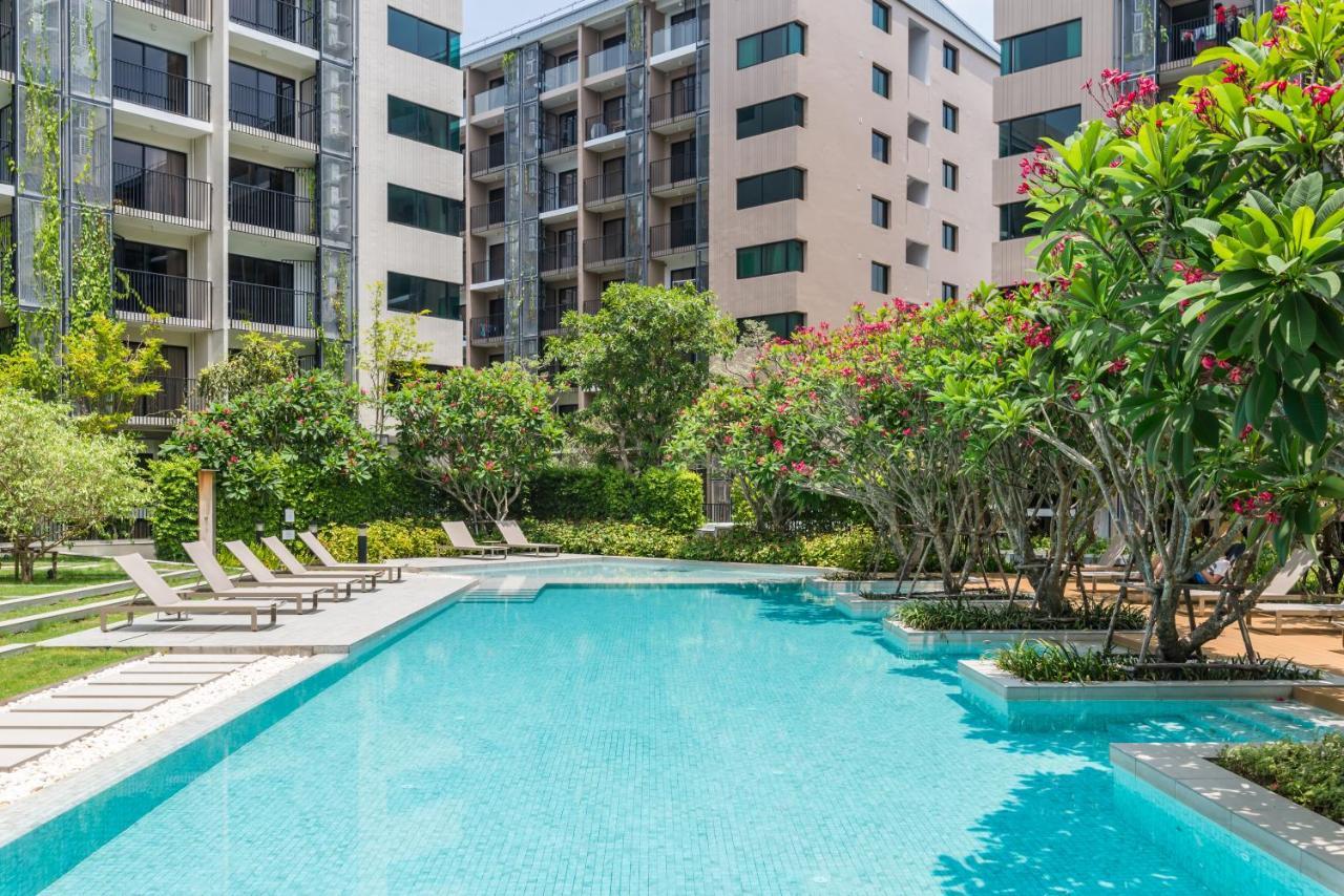 Appartamento Blossom Sathorn By Plearn Bangkok Esterno foto