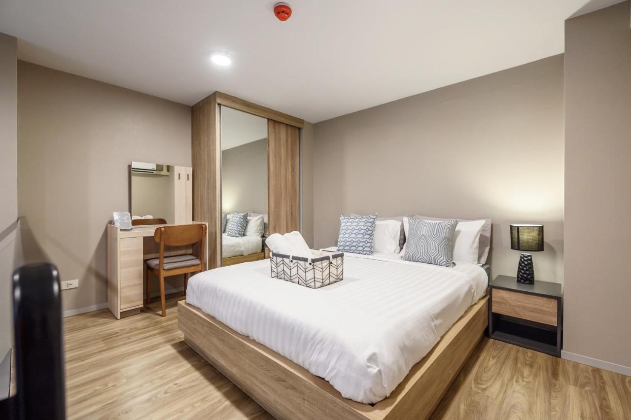 Appartamento Blossom Sathorn By Plearn Bangkok Esterno foto